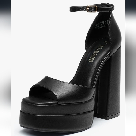 Dream Pairs Shoes - Black Platform Heels New In Box